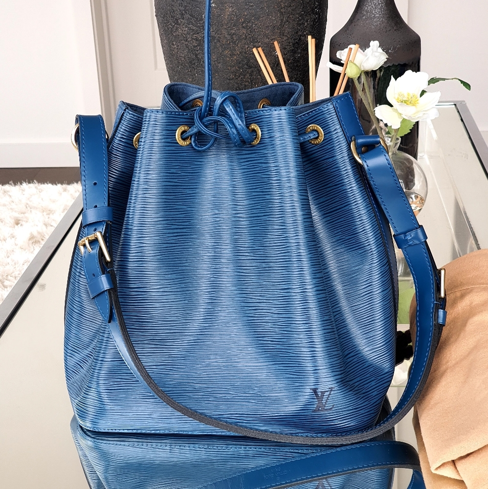 ❗SOLD❗Louis Vuitton Petite  Noe